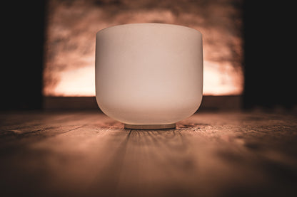 MEINL Sonic Energy White-Frosted Crystal Singing Bowl 8" - B4/Crown Chakra/432 Hz