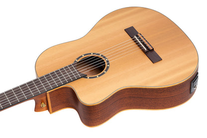 ORTEGA Family Series Pro 4/4 Konzertgitarre 6 String Lefty - Massive Zeder / Mahagoni Natur + Bag