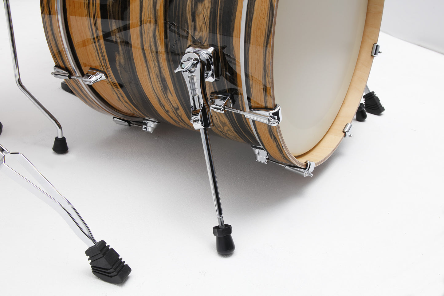 TAMA Superstar Classic Drum Set 5 teilig - Natural Ebony Tiger Wrap/Chrom HW + SM5W Hardware Kit