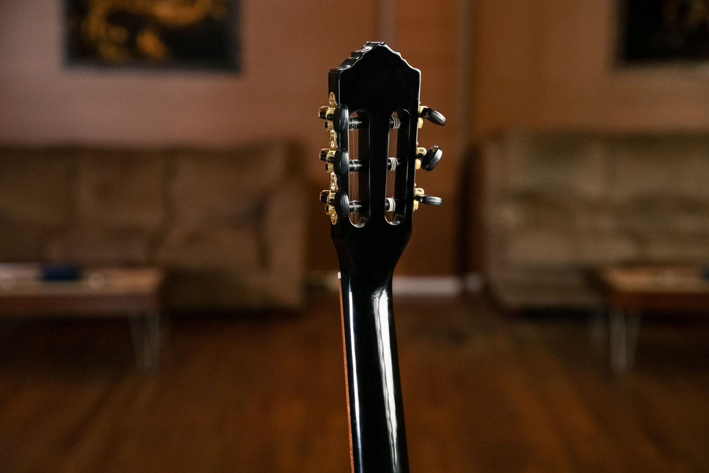 ORTEGA Family Series 7/8 Konzertgitarre 6 String - Fichte / Mahagoni + Bag