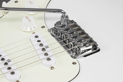 IBANEZ Luca Mantovanelli Signature Electric Guitar 6-String - Luna White + Case