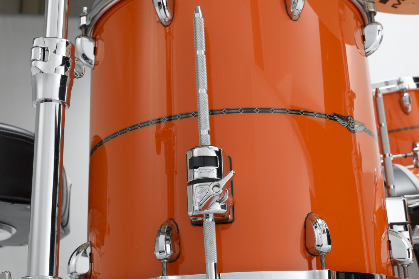 TAMA STAR Walnut Shell Kit 4 pcs - Atomic Orange/Chrome HW