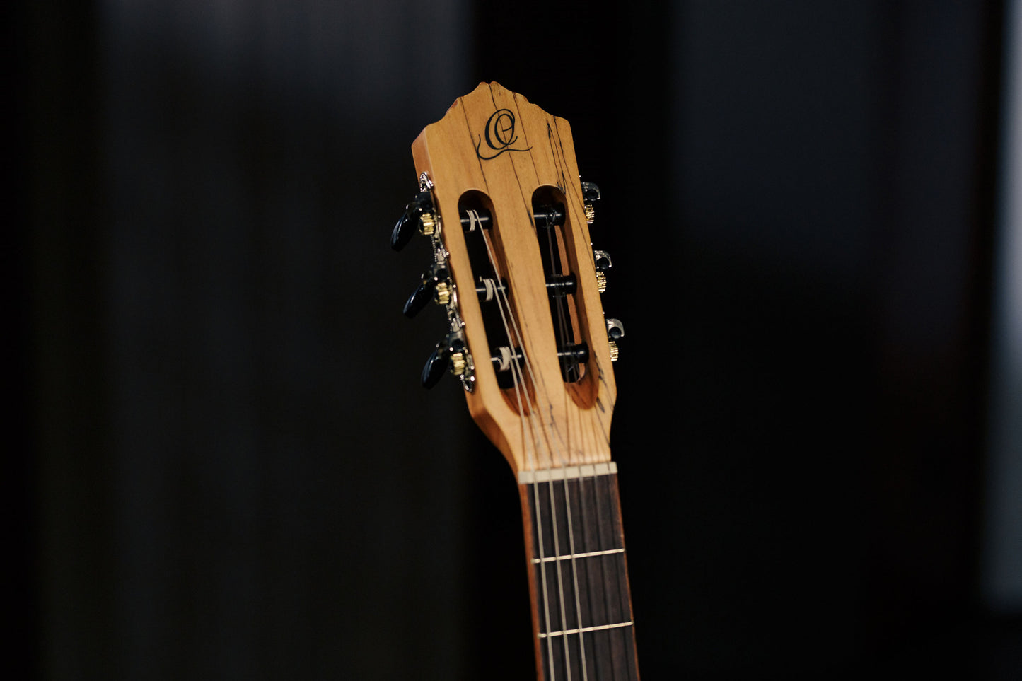 ORTEGA The Private Room 4/4 Konzertgitarre 6-String - Spalted Maple Natur + Gigbag