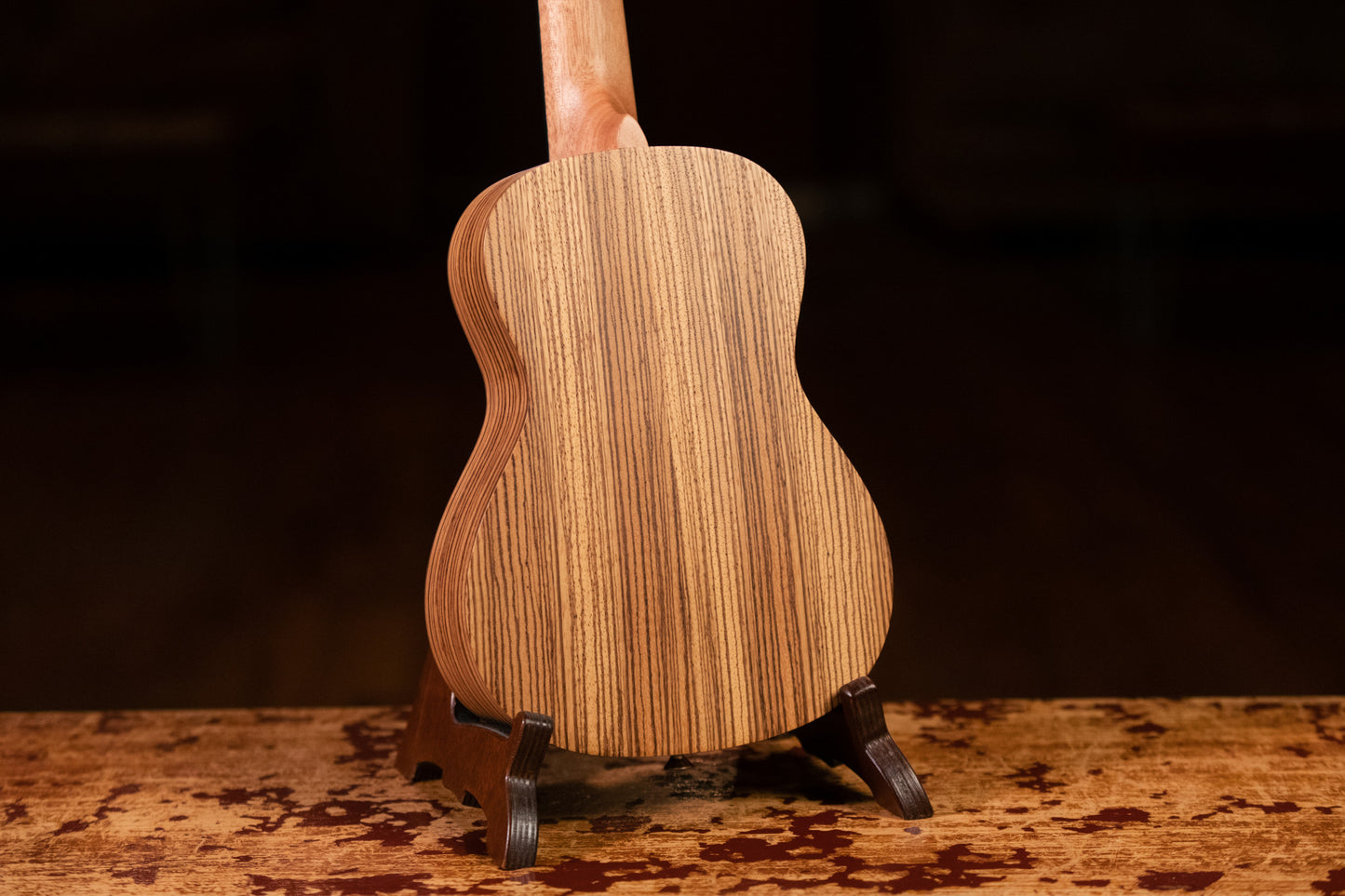 ORTEGA Timber Series Concert Ukulele 4 String - Zebrawood Natural + Bag