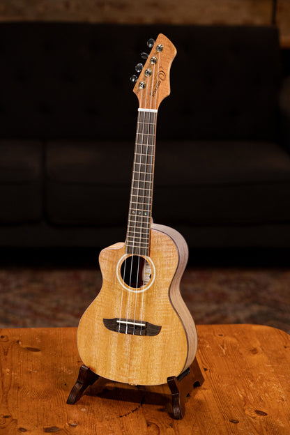 ORTEGA Horizon Serie Konzert Preamp Ukulele 4 String Lefty - Mango Natural + Bag