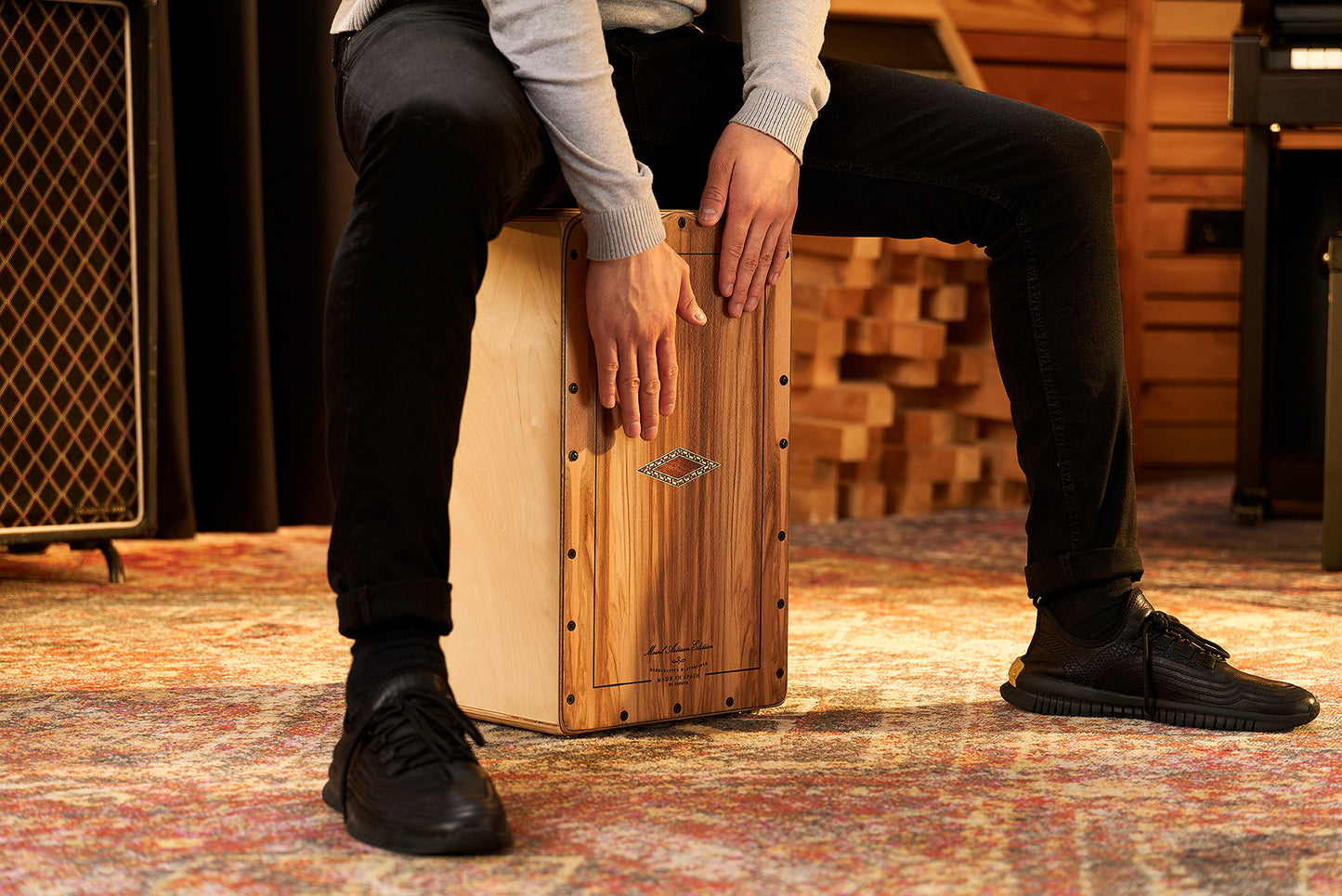 MEINL Percussion Artisan Edition Series String Cajon Seguiriya Line - Indian Heartwood