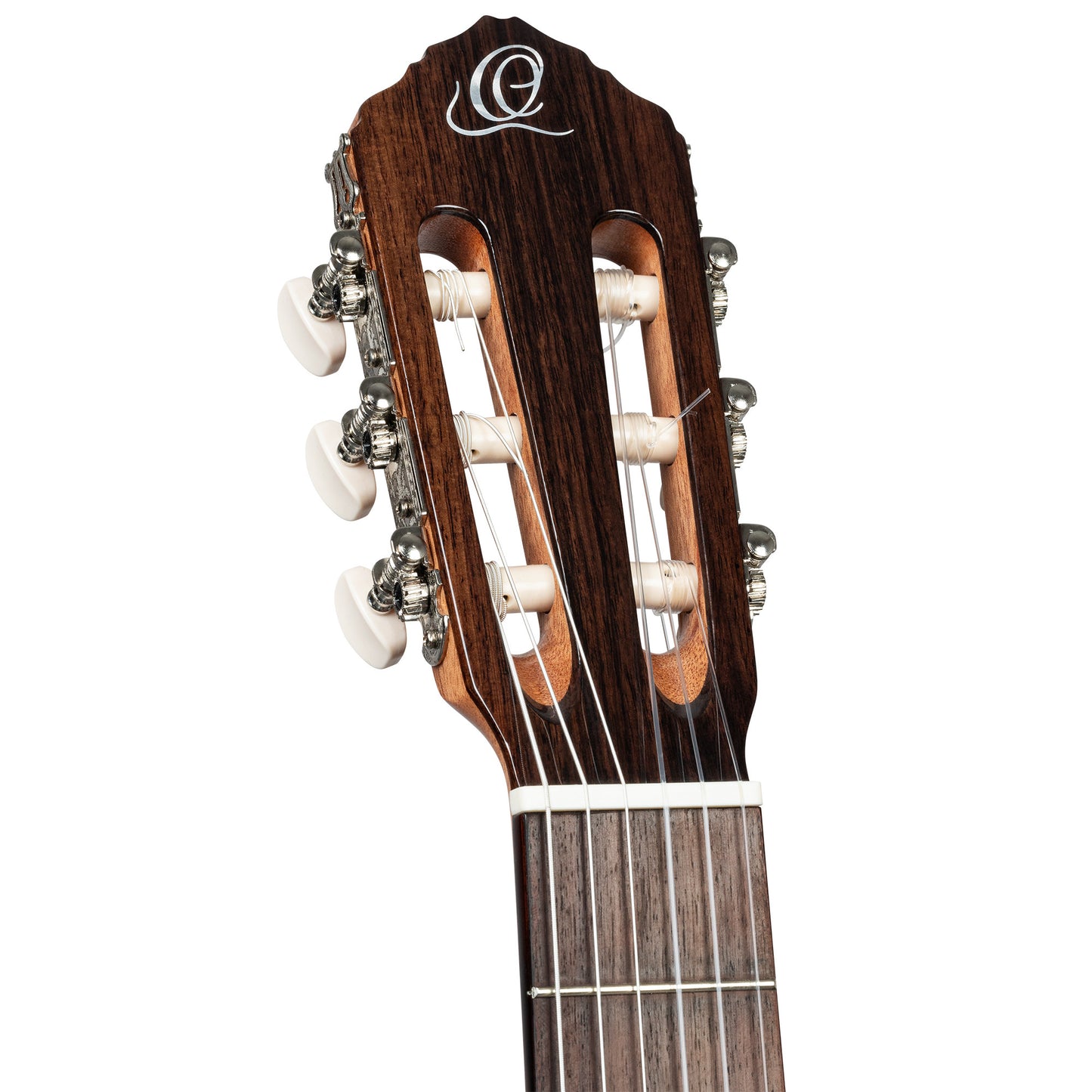 ORTEGA Traditional Series 4/4 Nylon String Guitar 6-String + Pro Gigbag