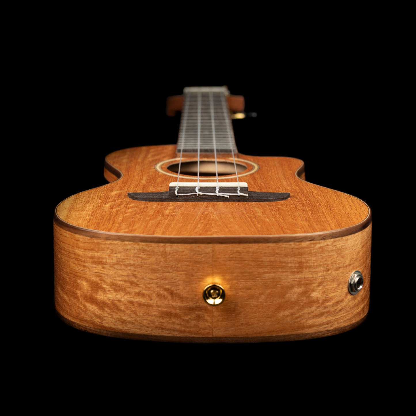 ORTEGA Horizon Series Concert Preamp Ukulele 4 String - Mango Natural + Bag
