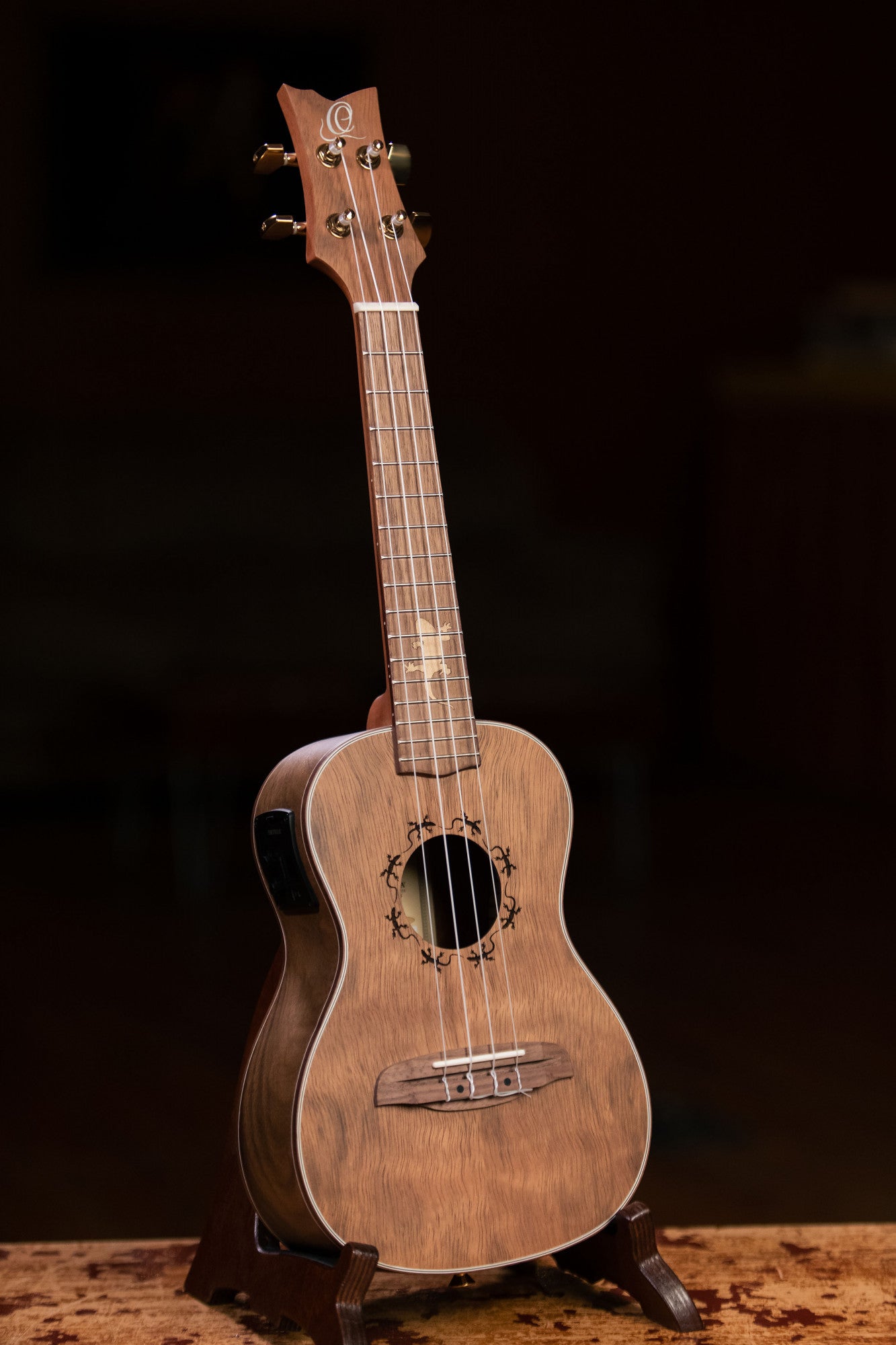 ORTEGA Lizard Series Concert Ukulele 4 String - Paldao Natural + Bag