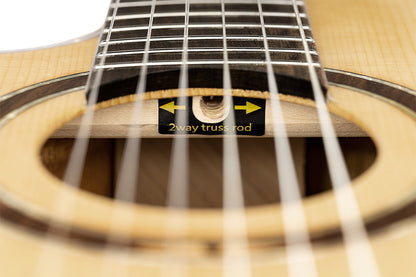 ORTEGA Performer Series 4/4 Thinline Konzertgitarre 6-String Lefty - Natural + Gigbag