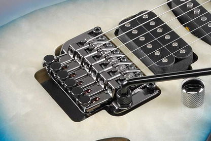 IBANEZ Nita Strauss Signature E-Gitarre 6-String - Deep Sea Blonde