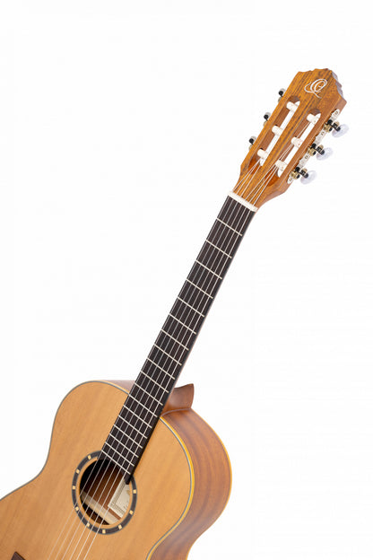 ORTEGA Family Series 3/4 Konzertgitarre 6 String Lefty - Zeder / Mahagoni Natur + Bag